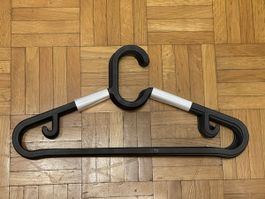 IKEA SPRUTTIG Kleiderbuegel (10er-Set, Schwarz) – Neu