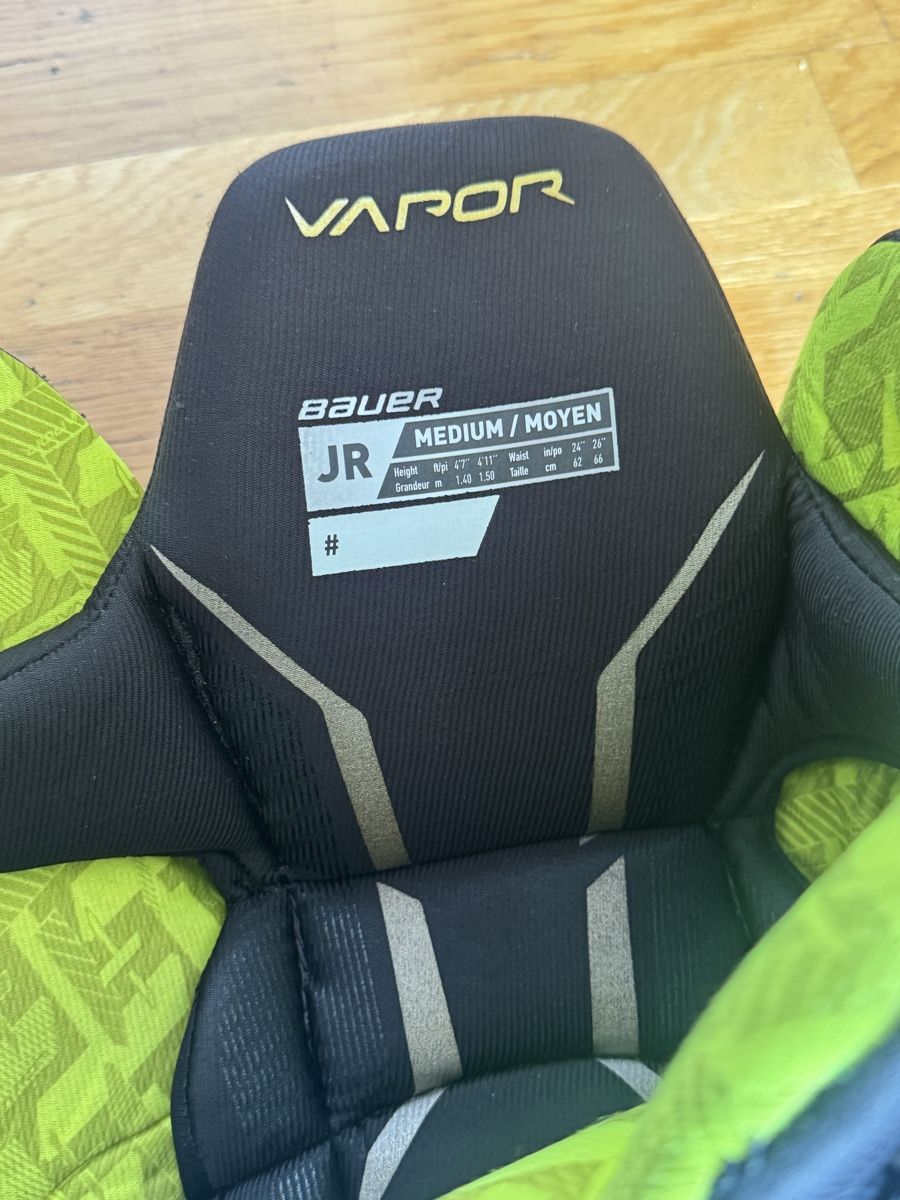 Bauer Protezioni & Imbottiture: Short Bauer avoir 3x jr médium  – Usato da Fribourg venduto da Jayaeby 1