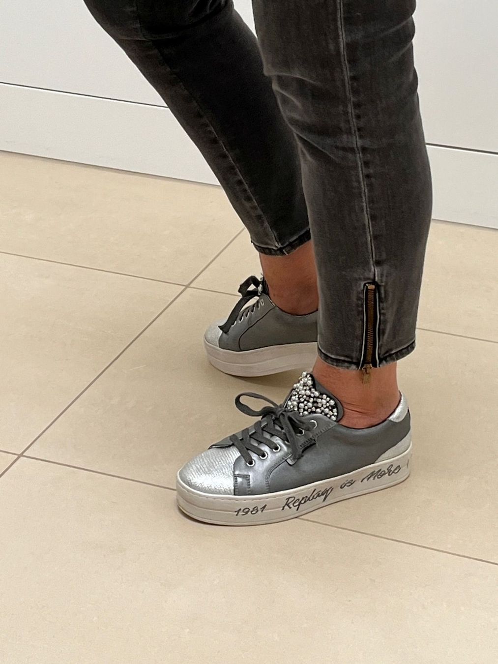 Replay Scarpe da donna: Sneaker von Replay Gr. 38 – Nuovo (secondo la descrizione) da Wil SG venduto da horizonte254 8