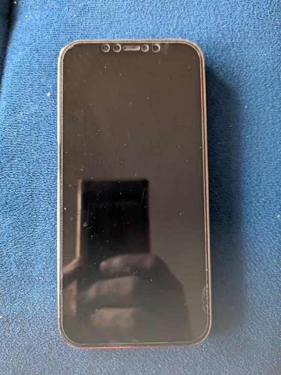 Telefoni cellulari / Smartphones: Iphone 12 pro max  – Usato da Clarens venduto da sta_bb7p 2