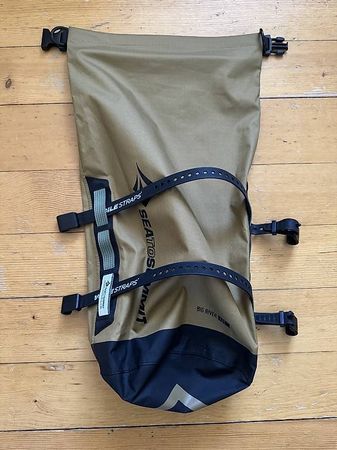 sea to summit big river 13L voile straps drybag bikepacking