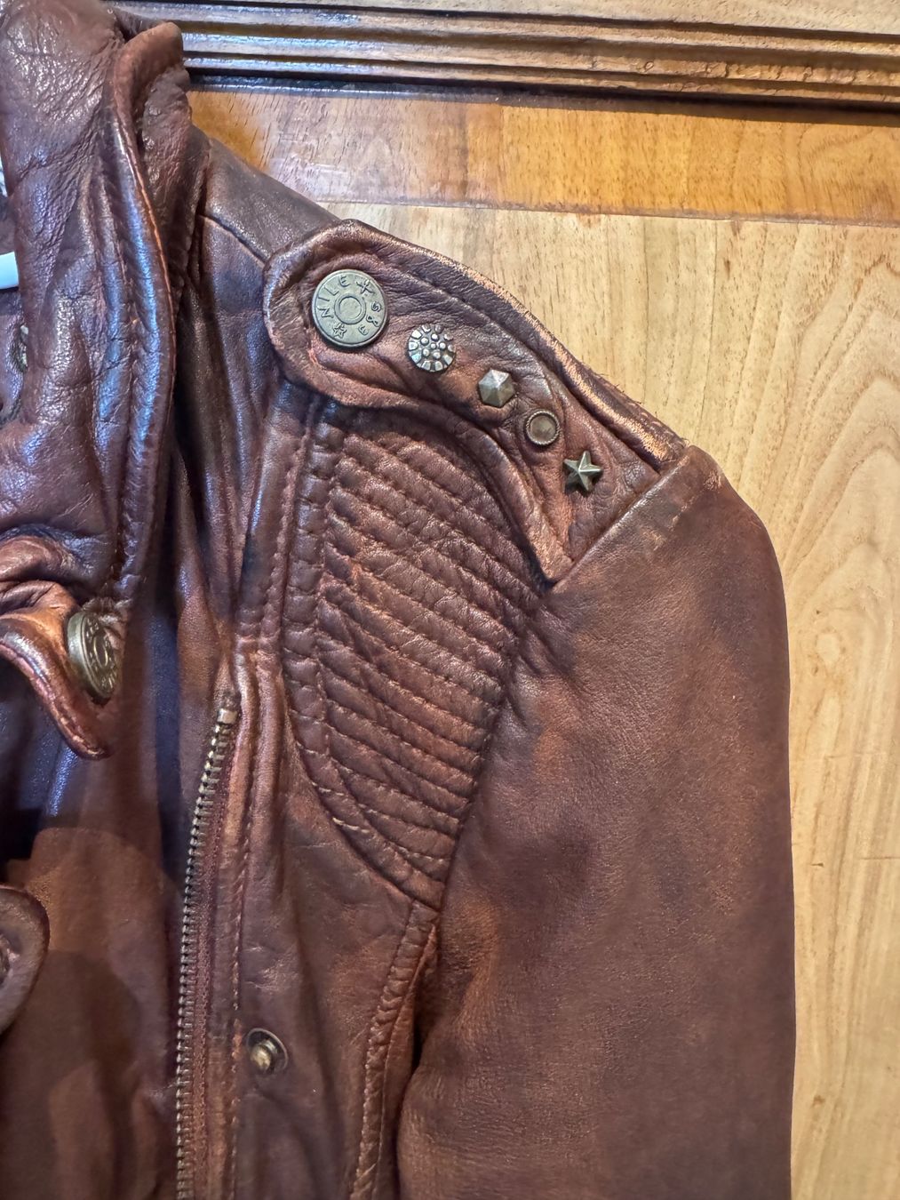 Nile Jacken: Nile XS Lederjacke – Gebraucht aus Trüllikon von sukre01 3