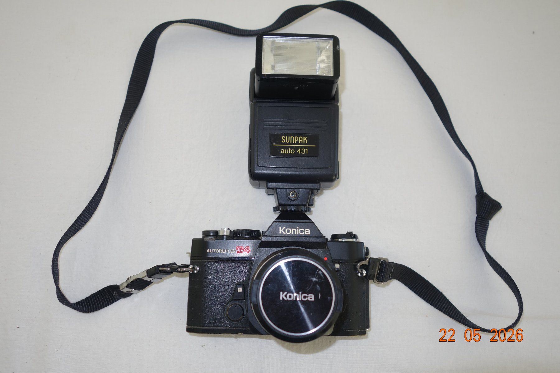 Konica Kamera: KONIKA AUTOREFLEX T4 – Gebraucht aus GIEZ von fifiuno 1
