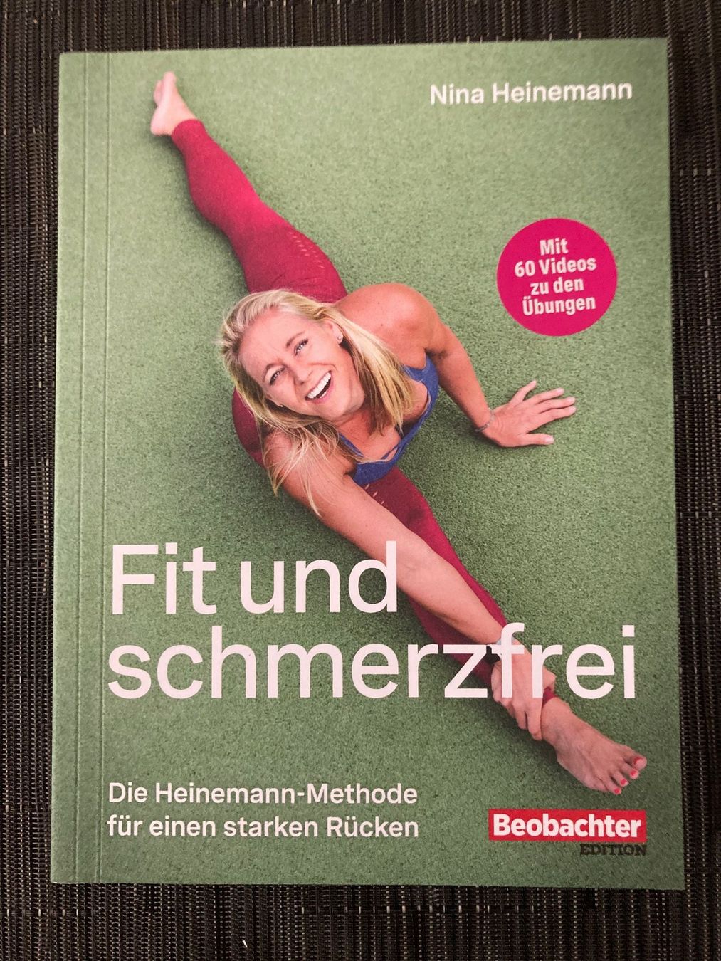 Bücher: Buch " Fit und Schmerzfrei " NEU – Neu (gemäss Beschreibung) aus Läufelfingen von Lennyluna