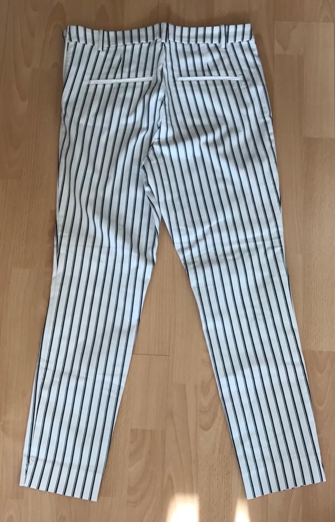 Pantalons: Elegante Hose mit Streifenmuster – D'occasion à Biel/Bienne par SandraDG 2