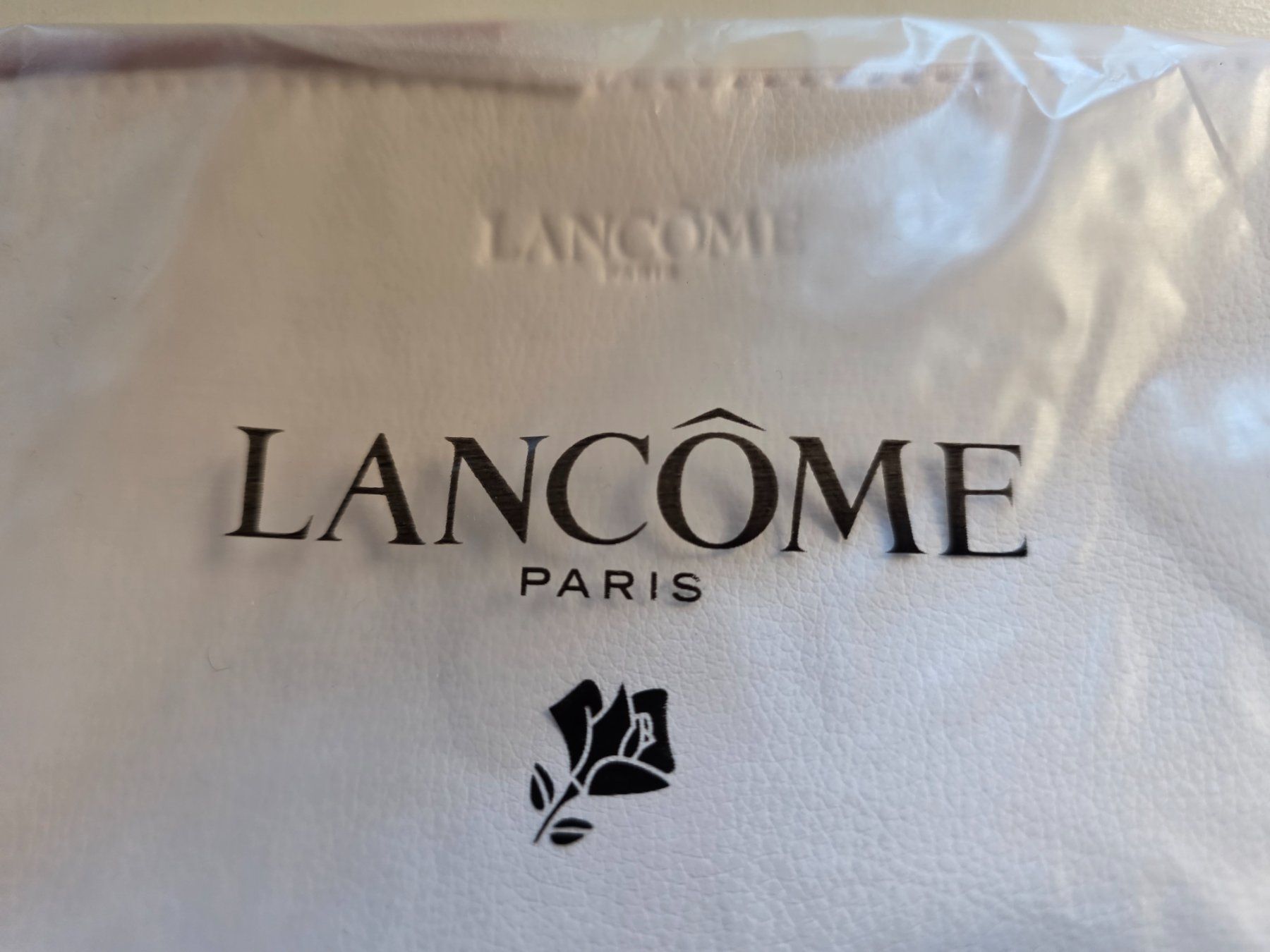 Custodie per cosmetici: Lancome Paris Necessaire Schmink Tasche Trousse M – Nuovo e nell'imballaggio originale da Walterswil BE venduto da Lonitti