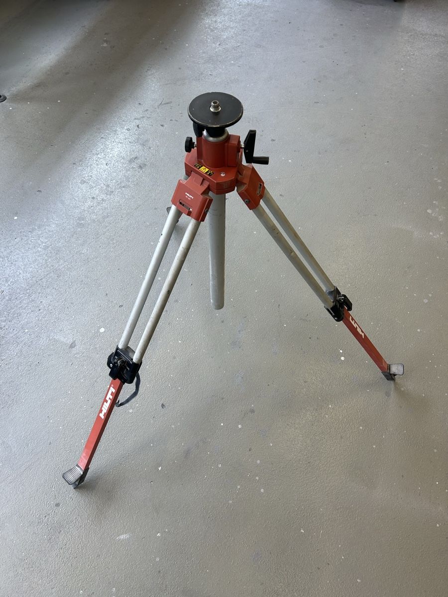 Hilti Tutti gli attrezzi: Hilti Stativ – Usato da Sarnen venduto da asteryx 1