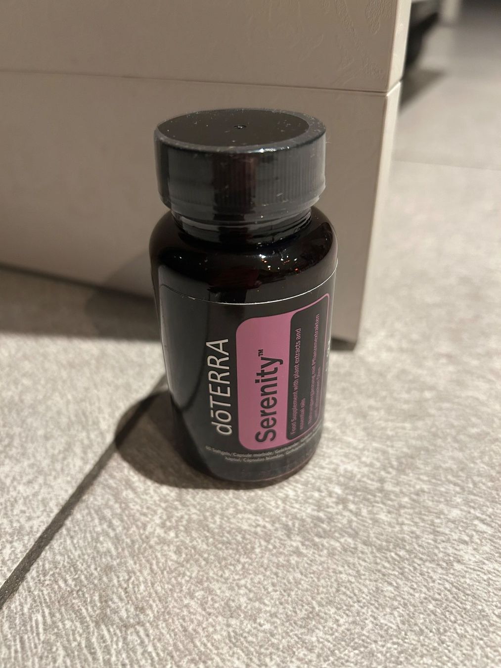 Doterra Oli essenziali: DOTERRA SERENITY Softgels - neuve – Nuovo e nell'imballaggio originale da Arbedo venduto da nadia1973