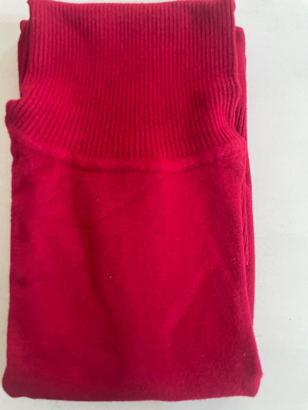 Top: Top Essentiel S – Usato da Minusio venduto da Pink222 2