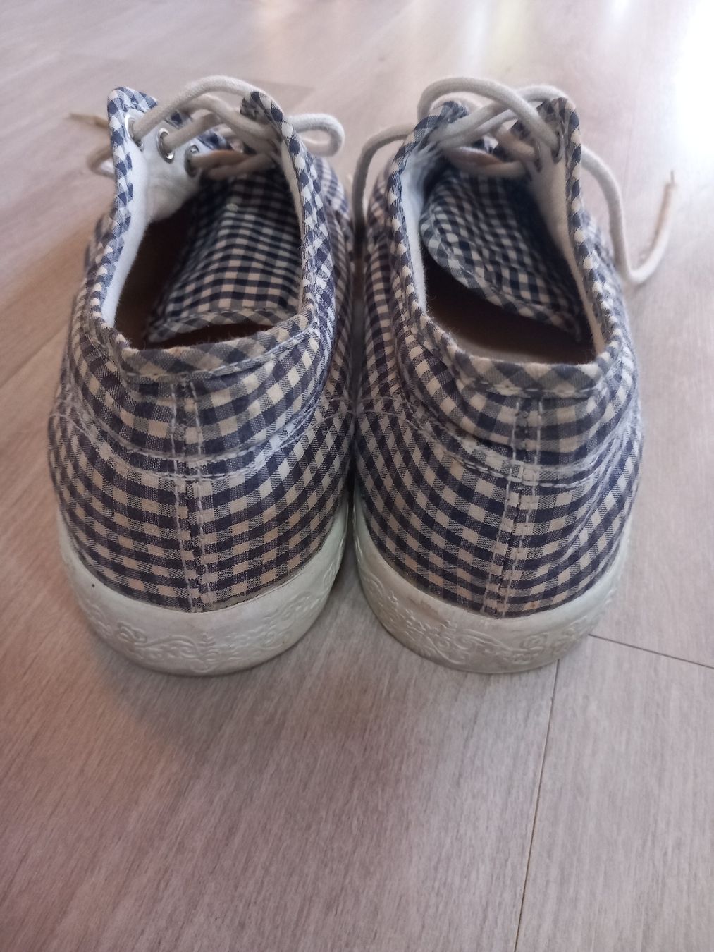 Esprit Scarpe da donna: Baskets ESPRIT à carreaux bleu et blanc – Usato da Faoug venduto da per_kp6r 3