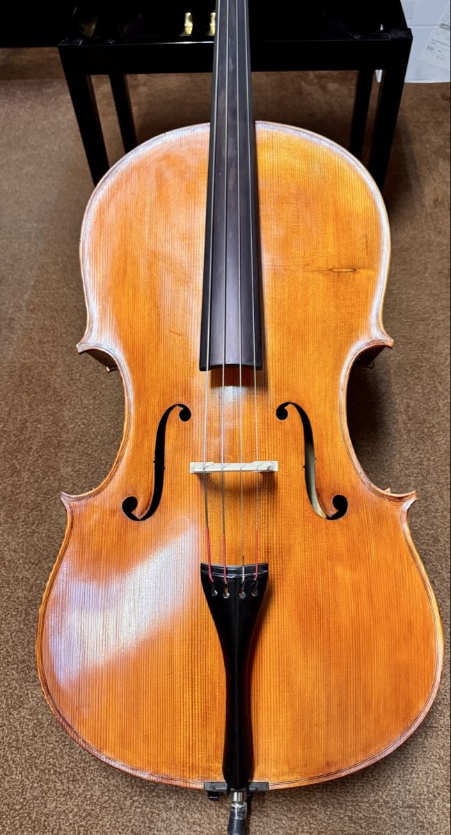 Musikinstrumente: Violoncelle 4/4, modèle vénitien  – Gebraucht aus Muri b Bern von Mustermann