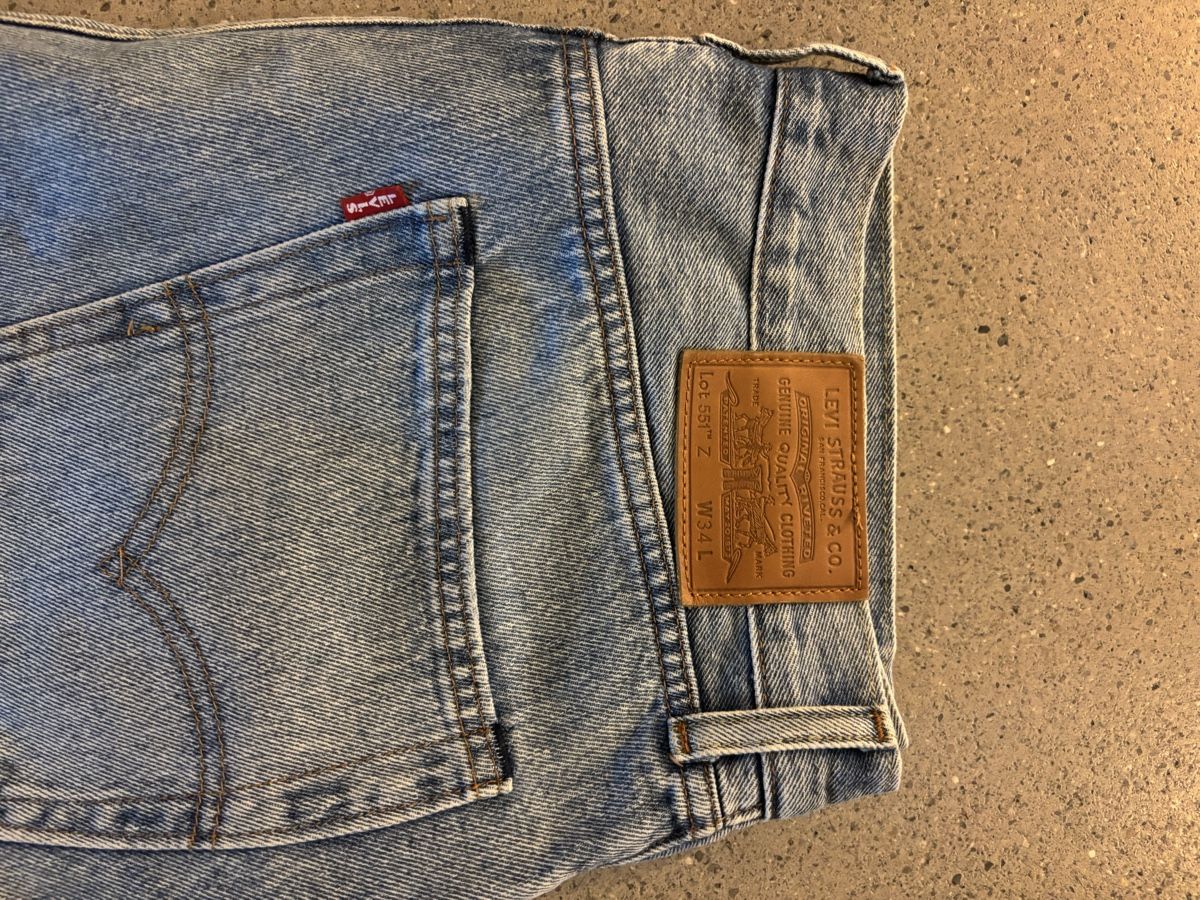 Levi's Jeans: Levi's Jeans Straight Fit – Gebraucht aus Schlieren von lau_jvz6 4