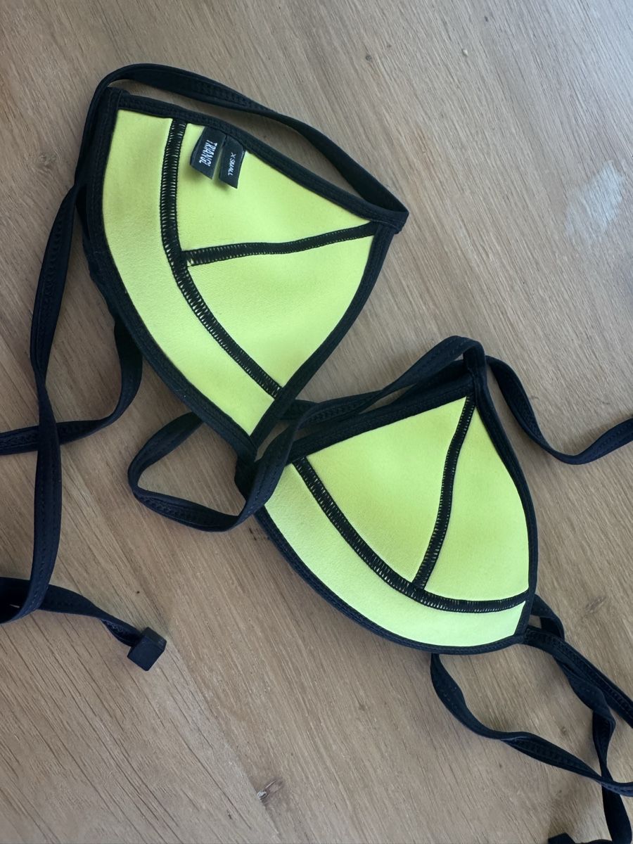 Costumi da bagno & Bikini: Haut de maillot jaune et blanc TRIANGL – Nuovo (secondo la descrizione) da Lonay venduto da nei_79jc 6