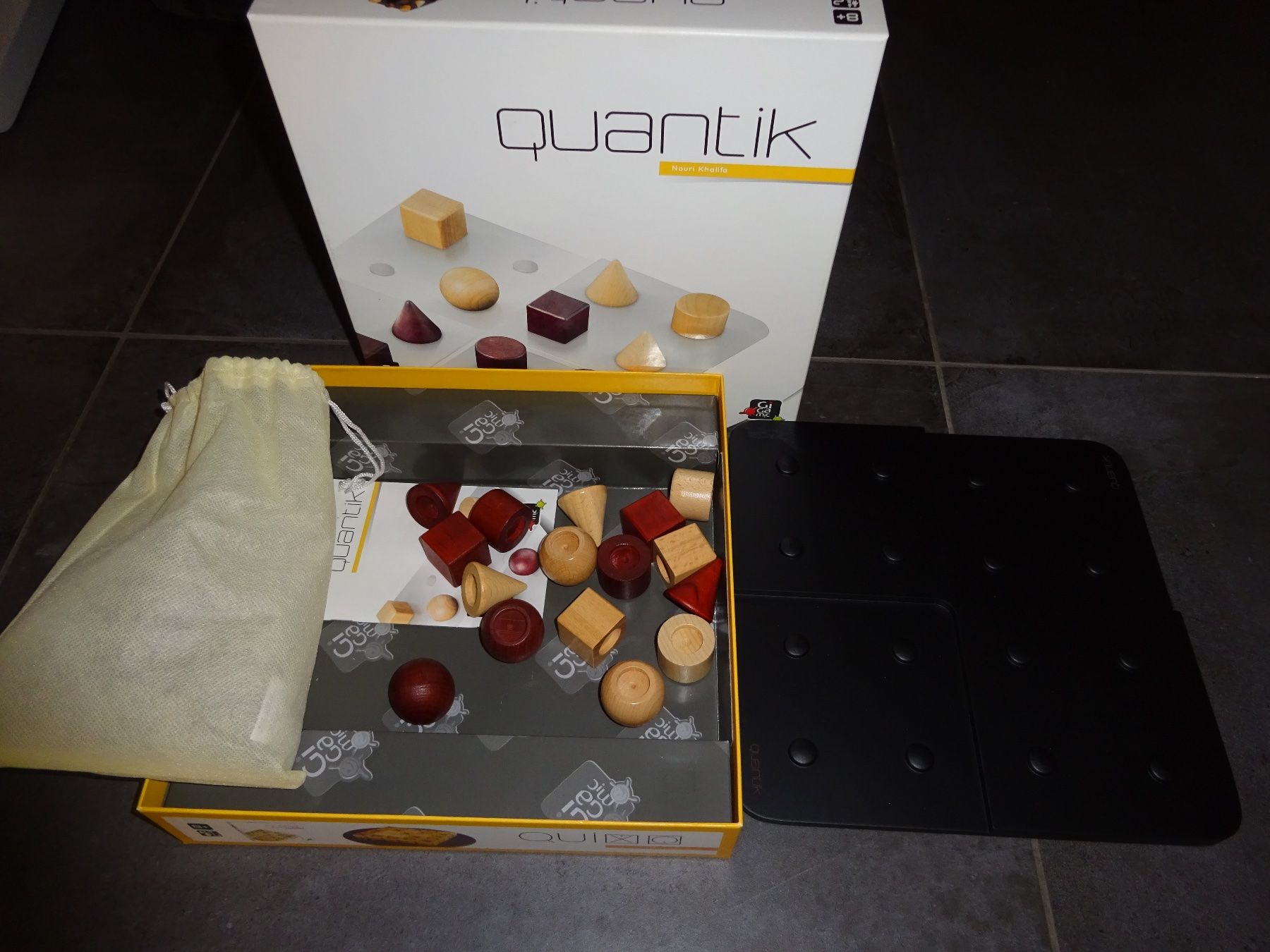 Spiele: Jeux de société QUANTIK – Neu (gemäss Beschreibung) aus Sierre von sud_fg5q 1
