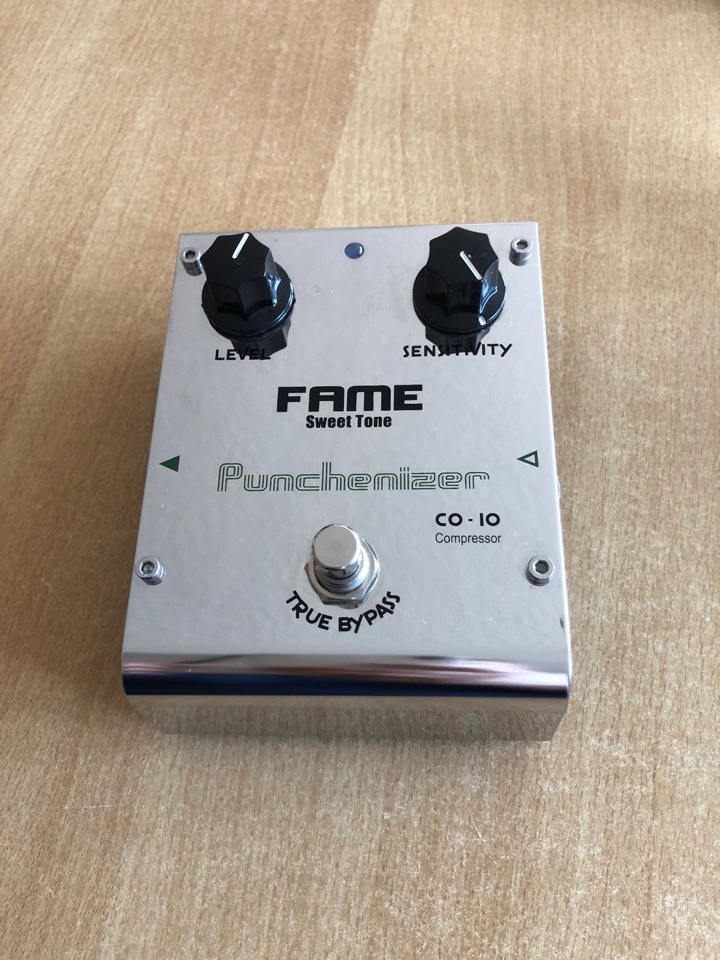 Strumenti musicali: Fame Sweet Tone Punchenizer Compressor – Nuovo (secondo la descrizione) da Fraubrunnen venduto da MarvinNr42