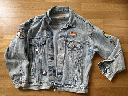 Levi's Jeans Jacke, Gr.M, mit Patches