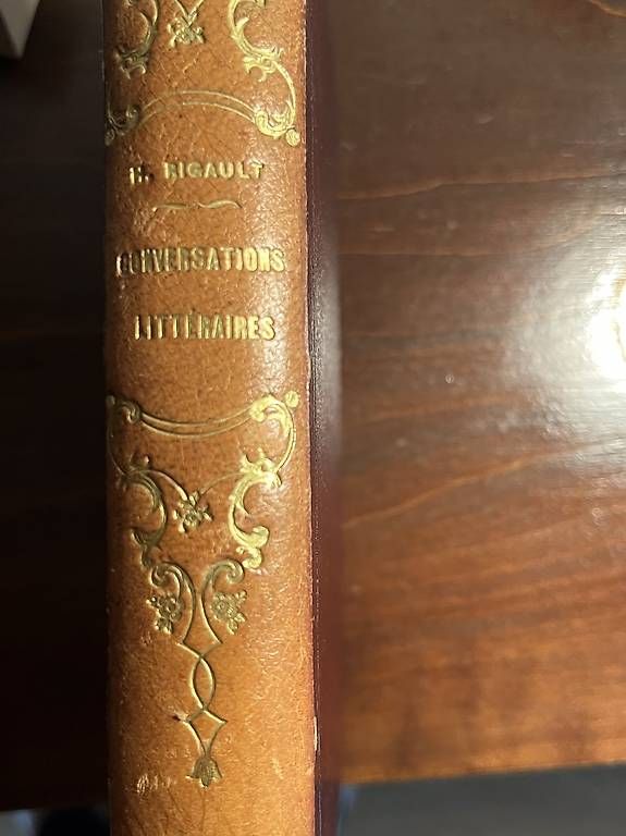 Libri: Conversations littéraires et morales  – Usato da Enges venduto da Guarajuba01 1