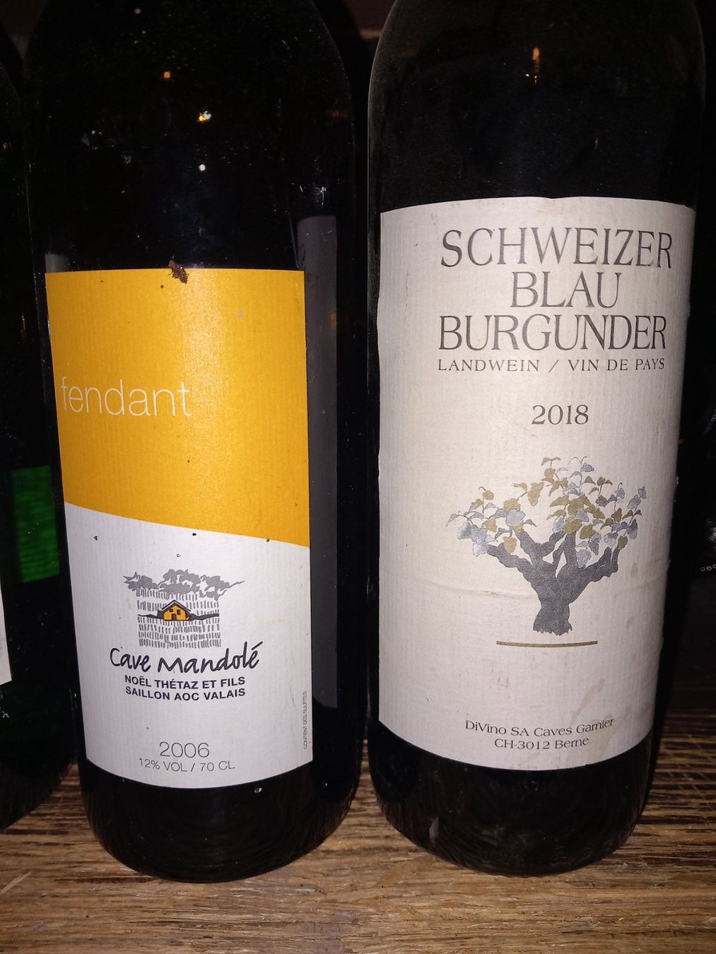 Wein: Lot de 4 bouteilles de vins dont 2 ouvertes – Gebraucht aus Le locle von juliensaran 2