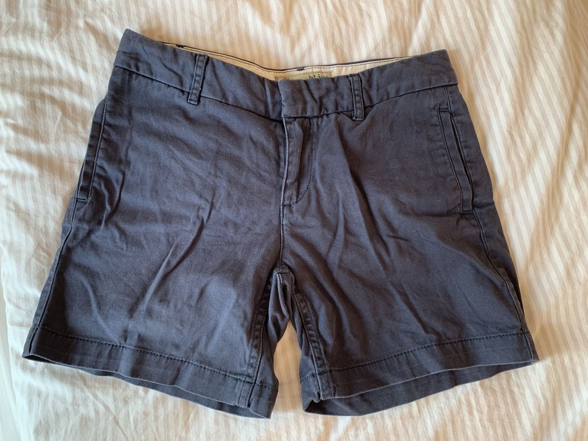 Pantaloni: Blaue kurze Hosen Gr. S – Usato da Frauenfeld venduto da RoseMaylie