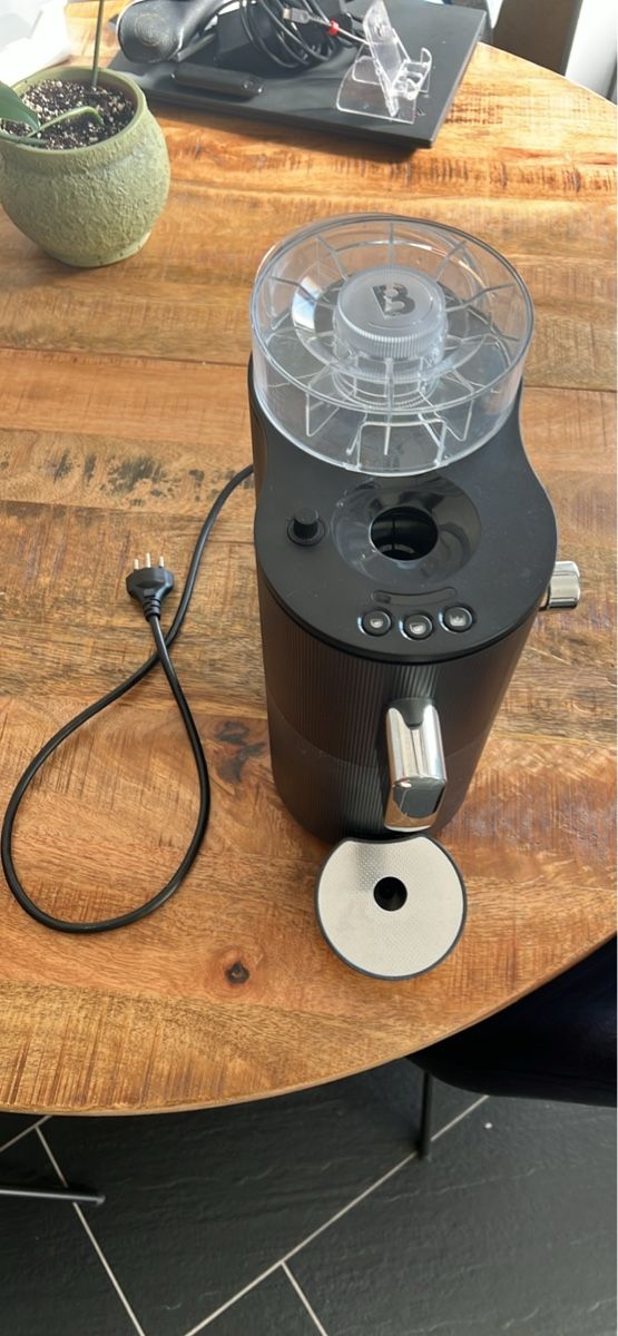 Coffee B Kaffeemaschinen & Espressomaschinen: Coffe B Kaffemaschine – Gebraucht aus Arbon von holdi1993