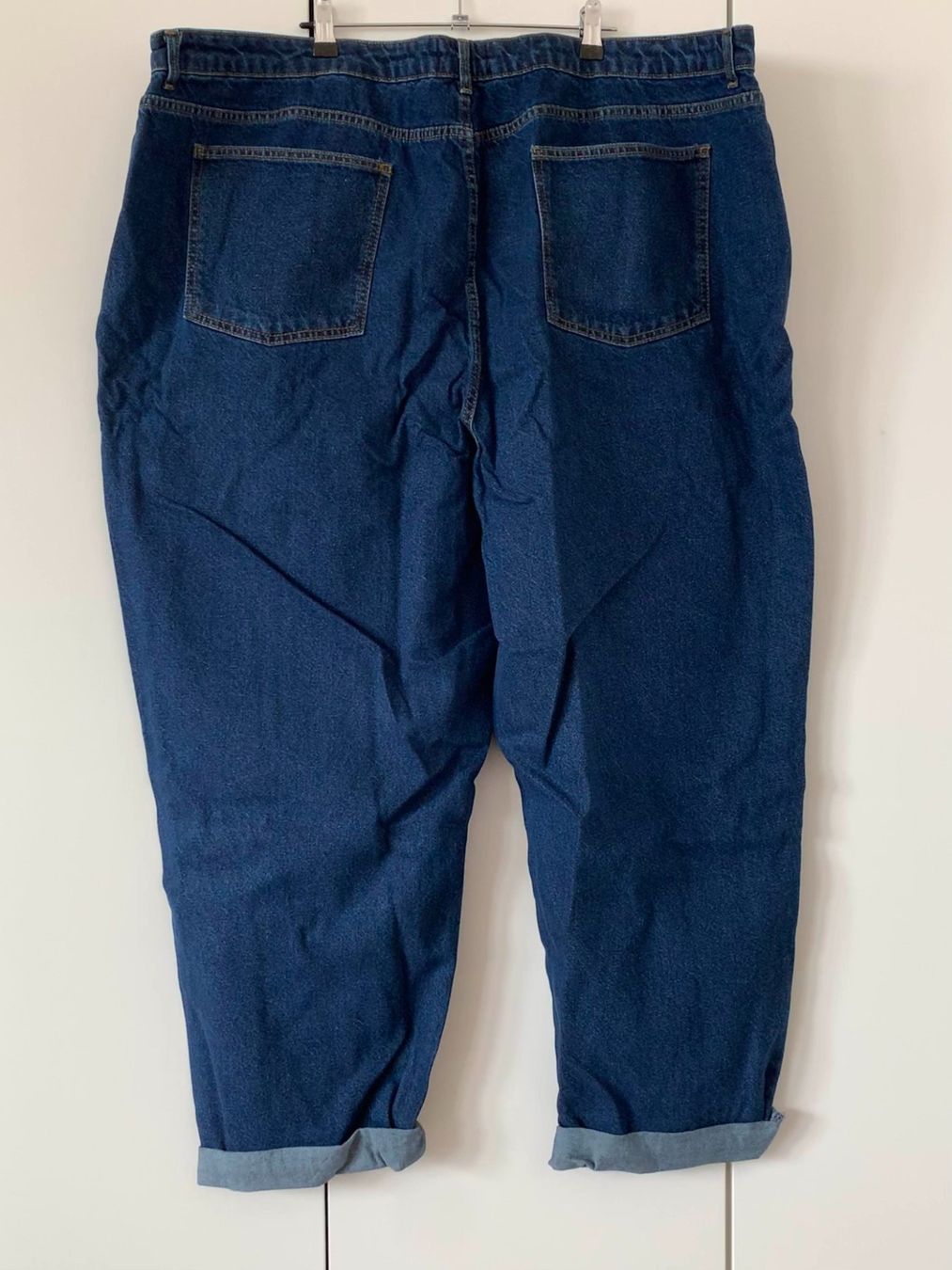 Asos Jeans: Asos Mom Jeans EUR 56/32 – Neu und originalverpackt aus Thalwil von san_685y 1