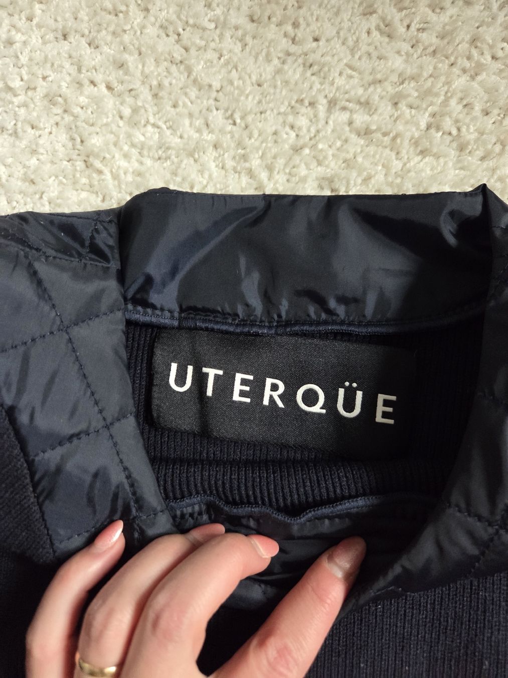 Pullover & Sweatshirts: Uterqüe Pullover Damen  – Gebraucht aus Rüfenacht BE von Biancaro 1
