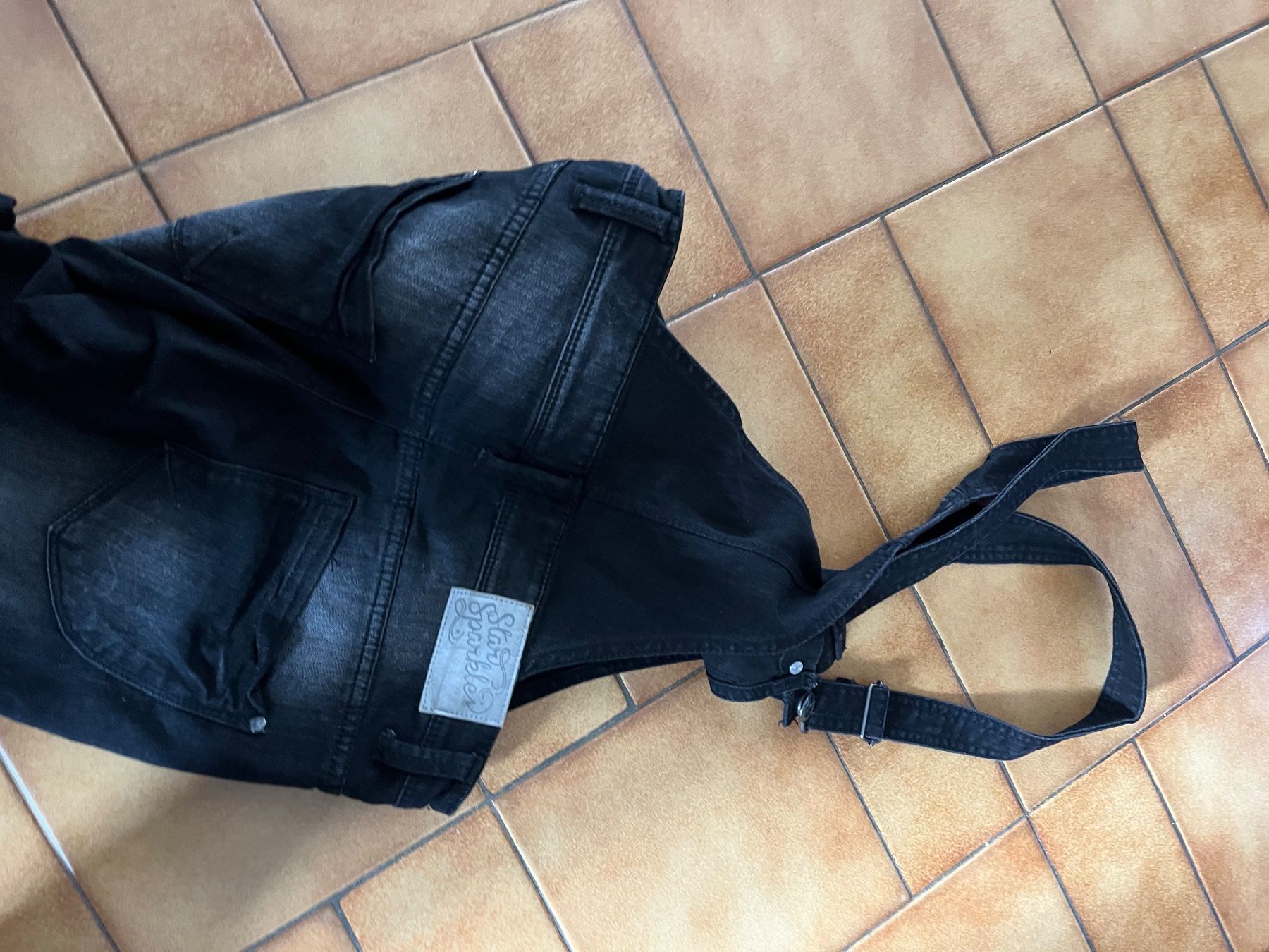 Pantaloni: Salopette jeans Taille 164 maman – Usato da Veyrier venduto da kimedovapa 2