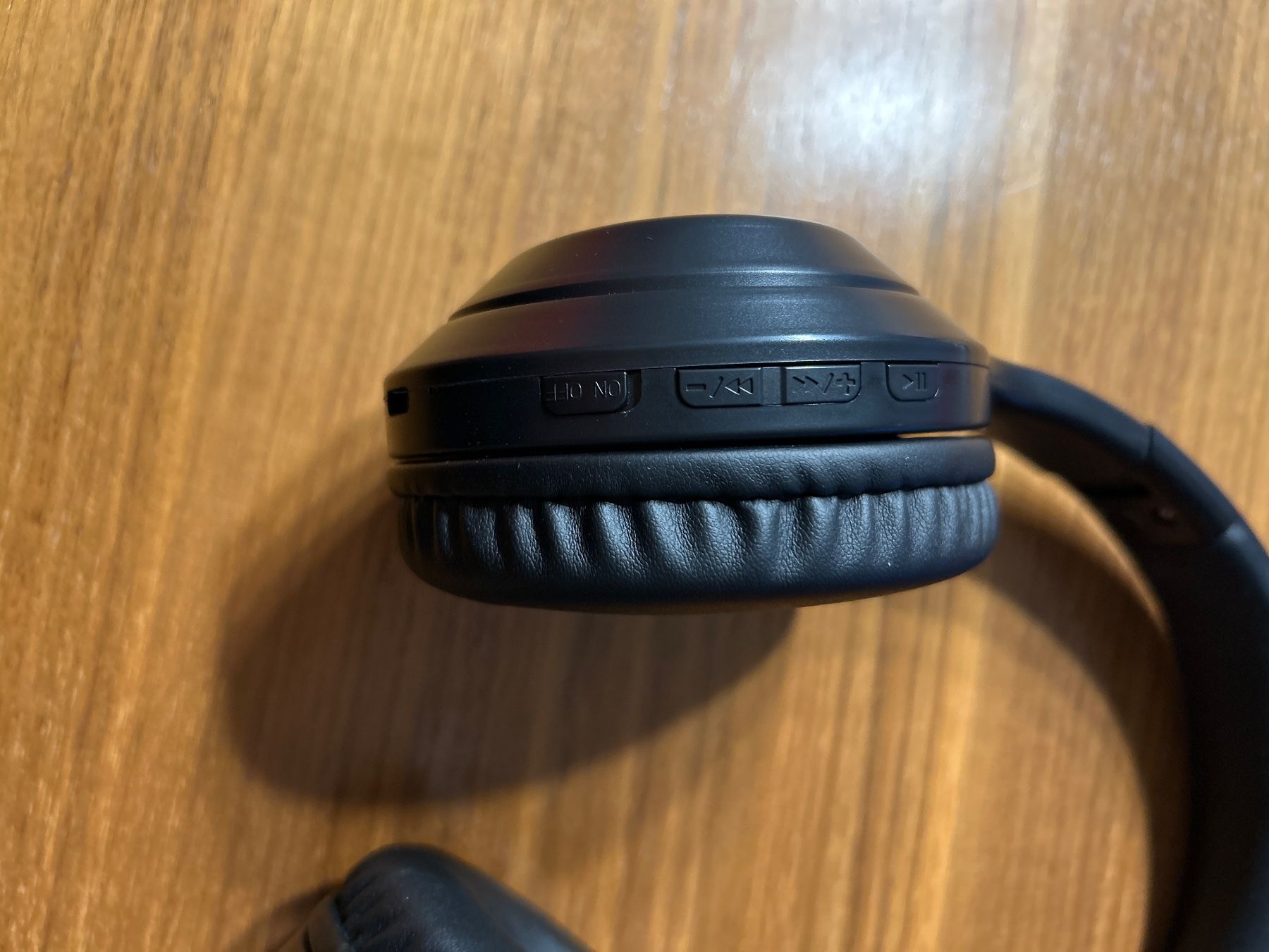 Lenovo Cuffie: Lenovo Over Ear Kopfhörer – Usato da Anglikon venduto da Liveli569 2