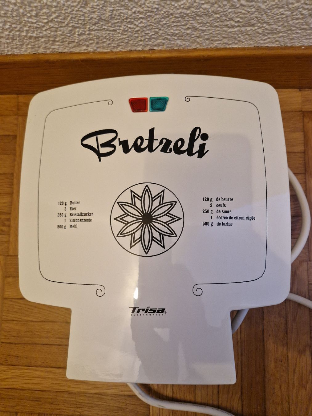 Trisa Küchengeräte: Trisa Bretzeli Maker, weiss, 1mal gebraucht – Neu (gemäss Beschreibung) aus Etzwilen von mue_mm76 1