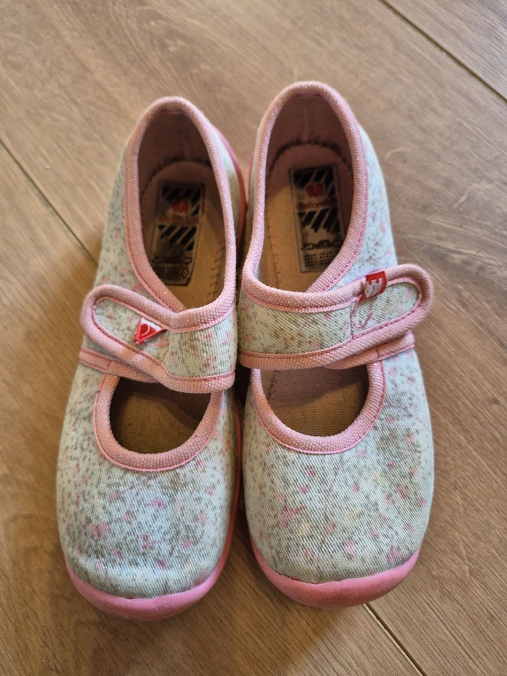Elefanten Schuhe für Mädchen: Hausschuhe Elefanten Gr. 27 – Gebraucht aus Walenstadt von Ani23 2