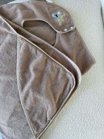 Cape de bain pour bébé avec tour de cou