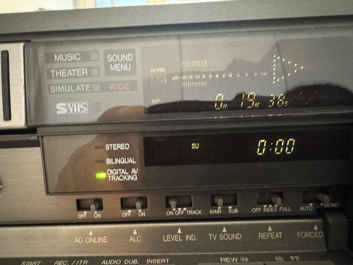 JVC Registratori: Jvc hr-s5800e svhs videorecorder – Usato da Zunzgen venduto da milesdavis76 8