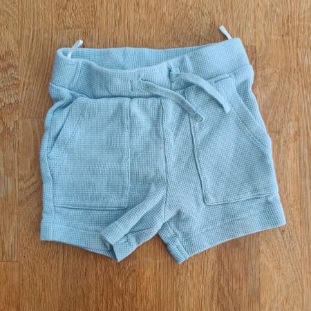 Shorts Grösse 74