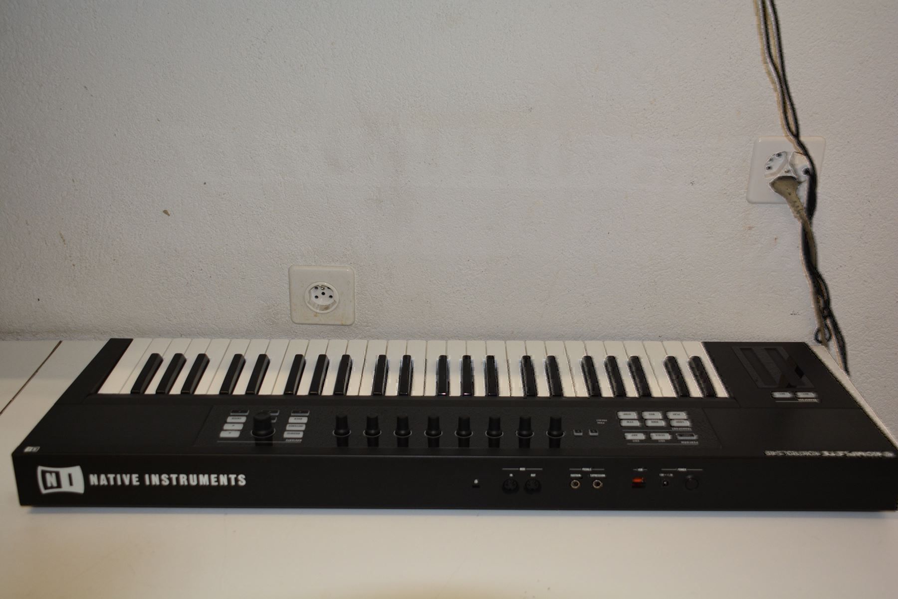 Musikinstrumente: Top: Profi DJ Komplete Kontrol S49 NI!!! – Gebraucht aus Biel/Bienne von Secondhand_Shop 4