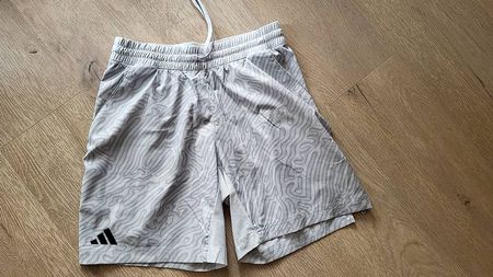 Shorts de tennis Adidas Taille S neuf