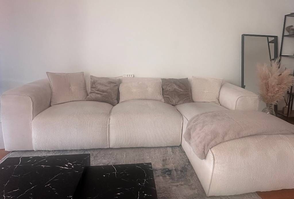 Sofas: Ecksofa, beige/creme zu verkaufen – D'occasion à Oberglatt ZH par El.is1 1