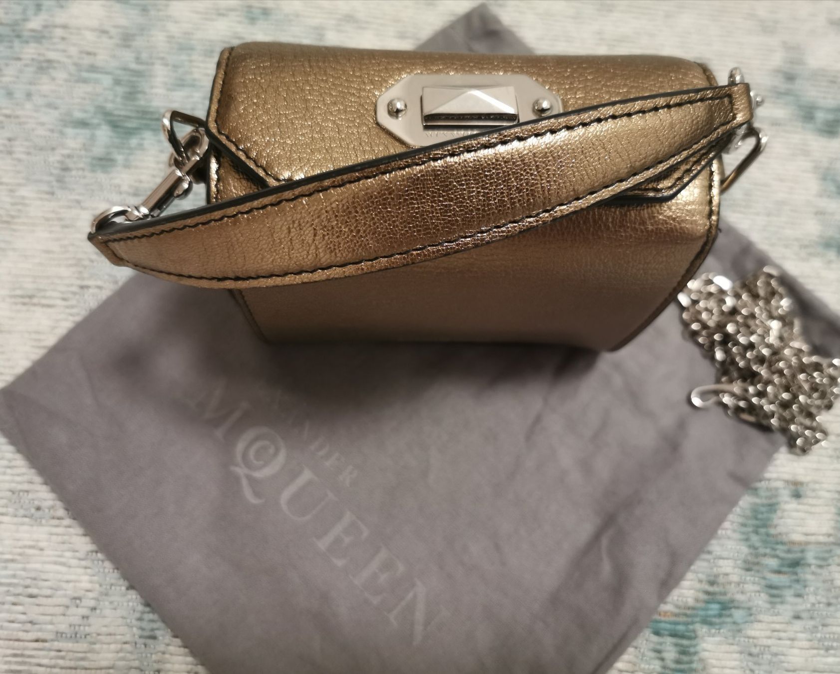 Alexander Mcqueen Taschen für Damen: Alexander McQueen Tasche – Neu (gemäss Beschreibung) aus Zollikon von Oksana206 1