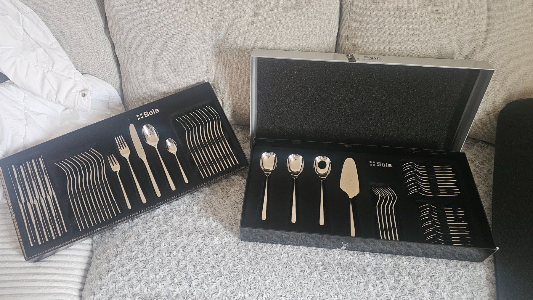 Sola Set di posate: Sola services de table 70pcs – Usato da Etoy venduto da angi020 2