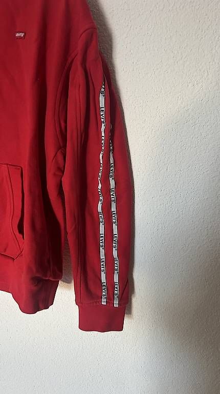 Levi's Maglioni & Felpe: Levis Hoodie – Usato da Thun venduto da SelinaW1995 2