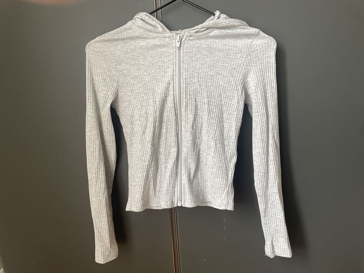 H&M Giacche & Cappotti: Kaputzen jacke, jäggli, grau – Usato da Zürich venduto da sul_7y7y