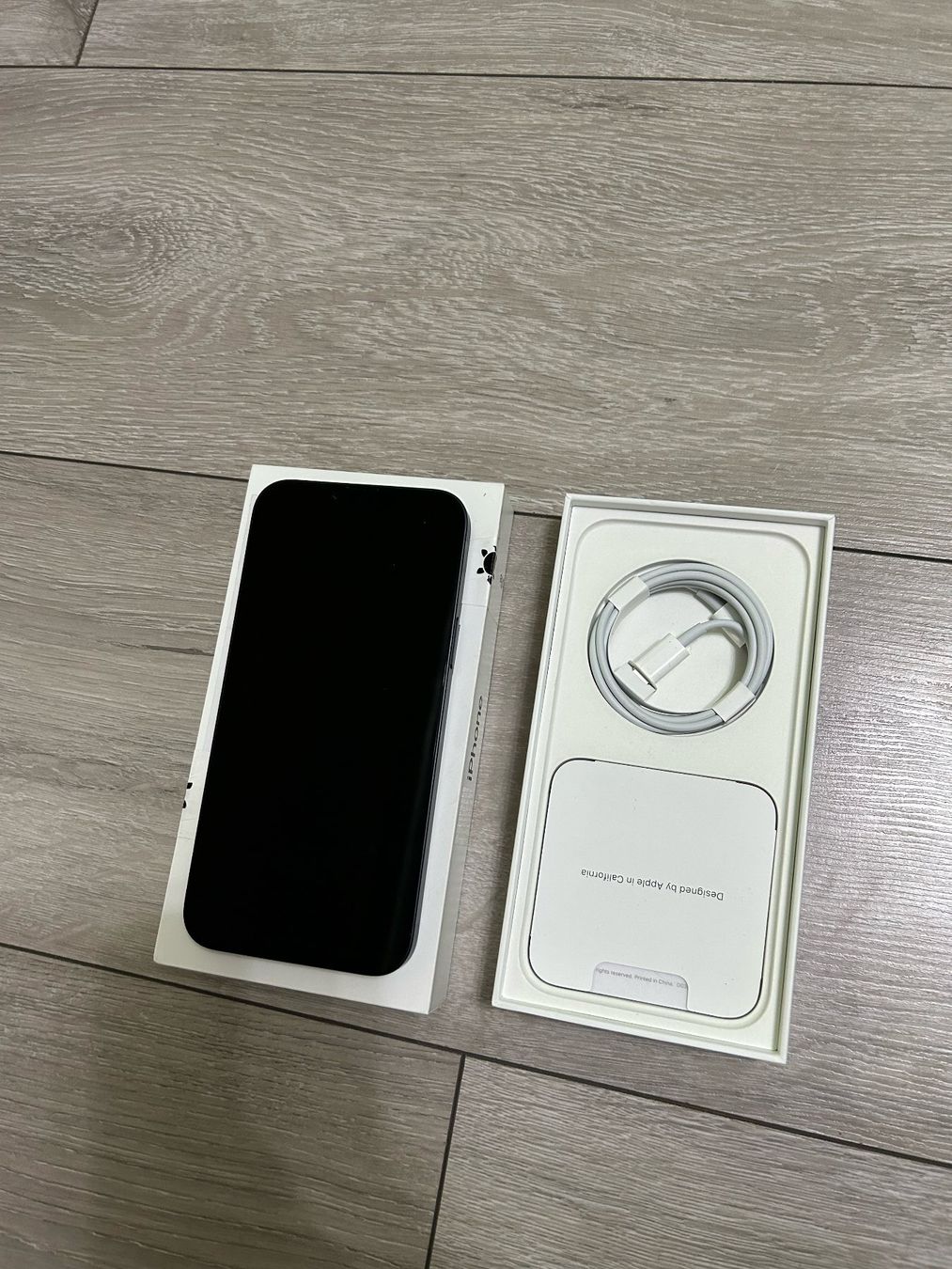 Apple Telefoni cellulari / Smartphones: Apple iPhone 14 Plus 256 GB, Midnight, 6.70", SIM + eSIM, 12 – Nuovo (secondo la descrizione) da Urdorf venduto da Wolda3