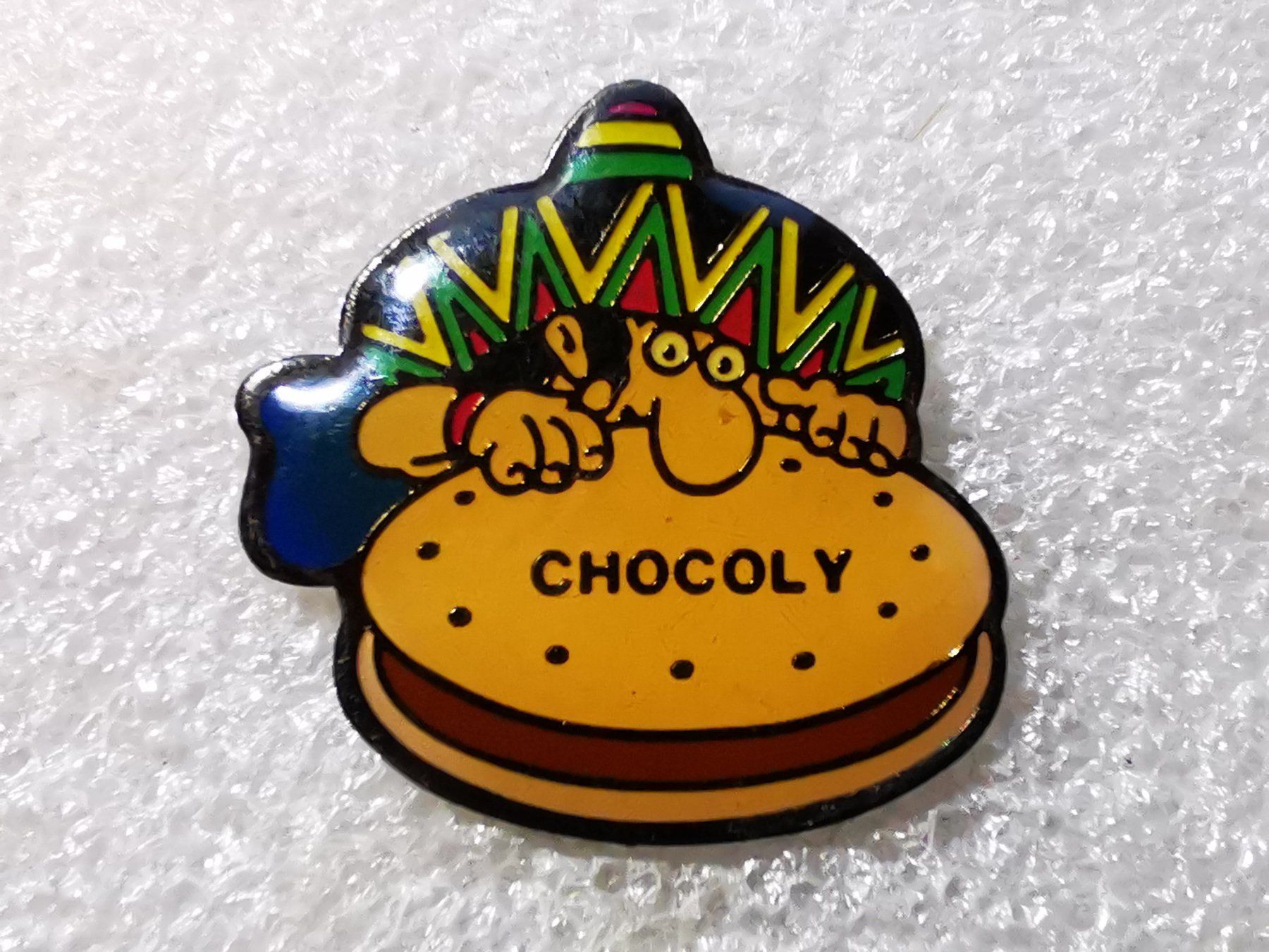 Placchette & Badge: Ansteckpin 32: Chocoly – Usato da Oppligen venduto da Pin-Fall-Shop