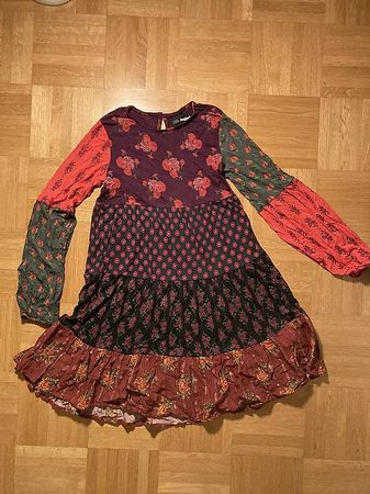 Festliches Desigual Kleid Mädchen Gr. 134/140