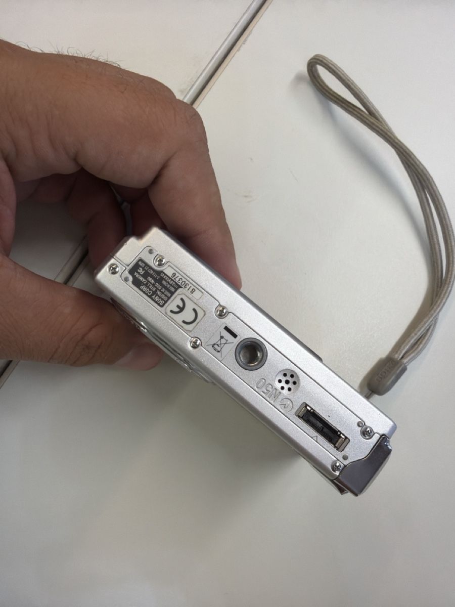Sony Fotocamera: Sony digital Kamera  – Usato da Füllinsdorf venduto da Rollex 2