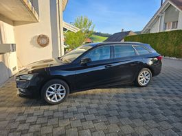 Seat Leon 2.l. Diesel, 2024, Schwarz - Top Zustand!