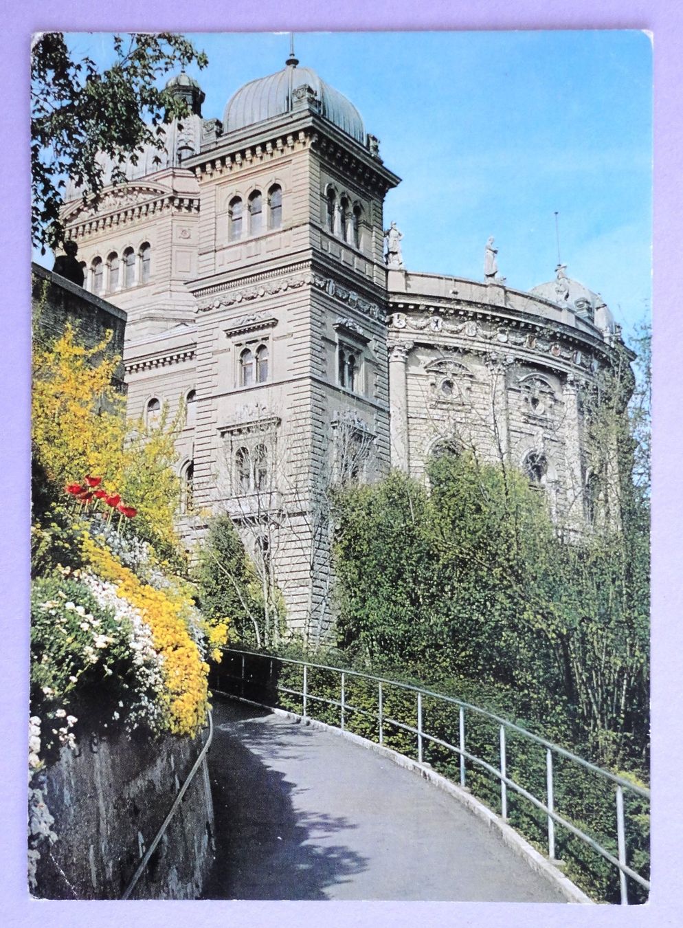 Cartoline postali: Bern, Bundeshaus – Difettoso da Fétigny venduto da Billy2miny