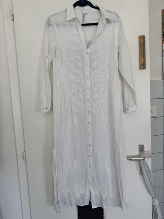 Robe chemisier brodée Fresh Cotton, taille M – Été léger ☀️
