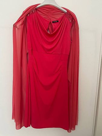 Wie neu: Vera Mont Kleid festlich corall Gr 36 mit Stola
