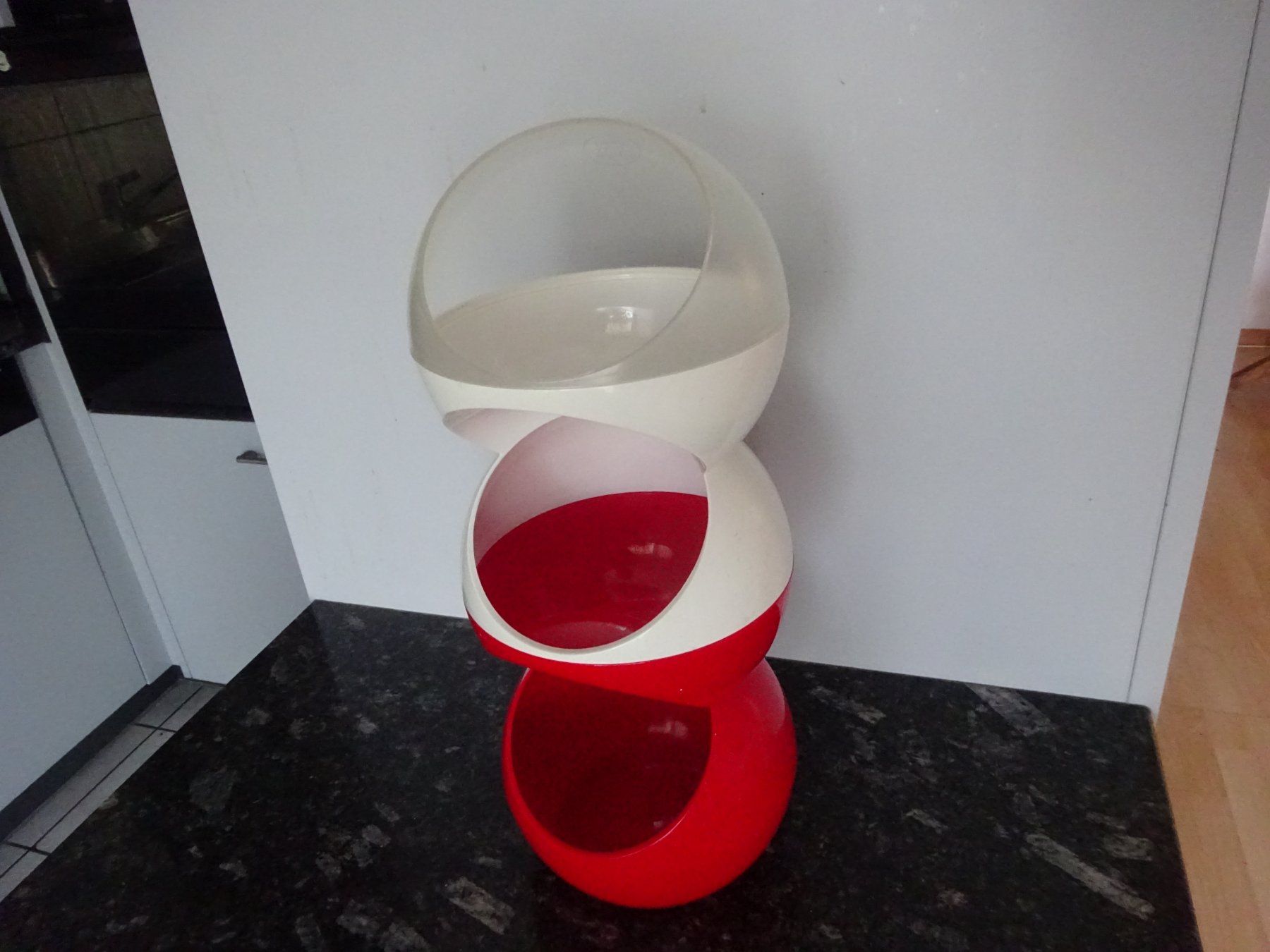 Nescafé Macchine per caffè & Macchine per espresso: NESCAFE ** DOLCE GUSTO ** KAPSEL GESTELL – Usato da Luzern venduto da xrayspex99 2