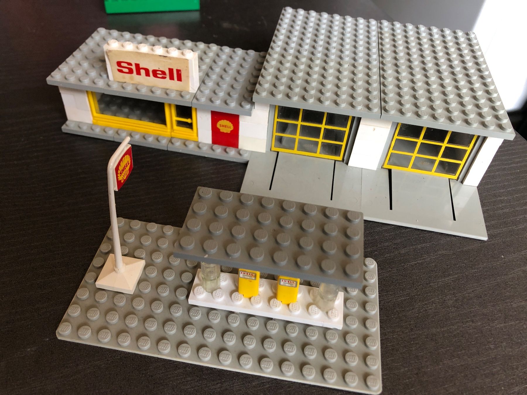 Lego Baukästen: Lego Station-Service Shell 1966 – Gebraucht aus Fribourg von  2